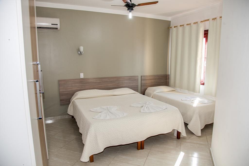 Hotel Residencial Ilha Dourada Governador Celso Ramos Habitación foto