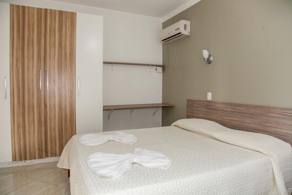 Hotel Residencial Ilha Dourada Governador Celso Ramos Habitación foto